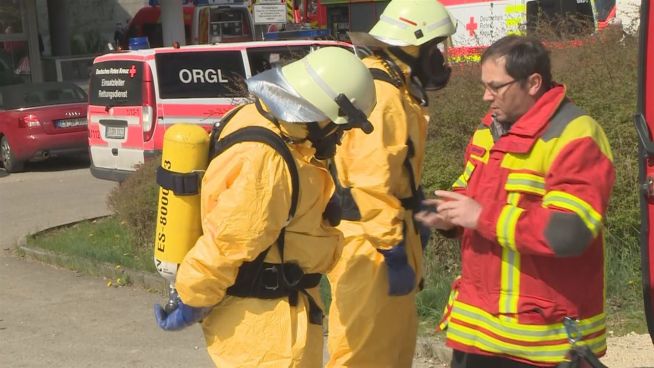 Groß-Alarm an Gymnasium: Bis zu 70 Schüler verletzt