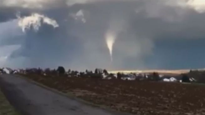 Tornado bei Würzburg: Landrat ruft Katastrophenfall aus